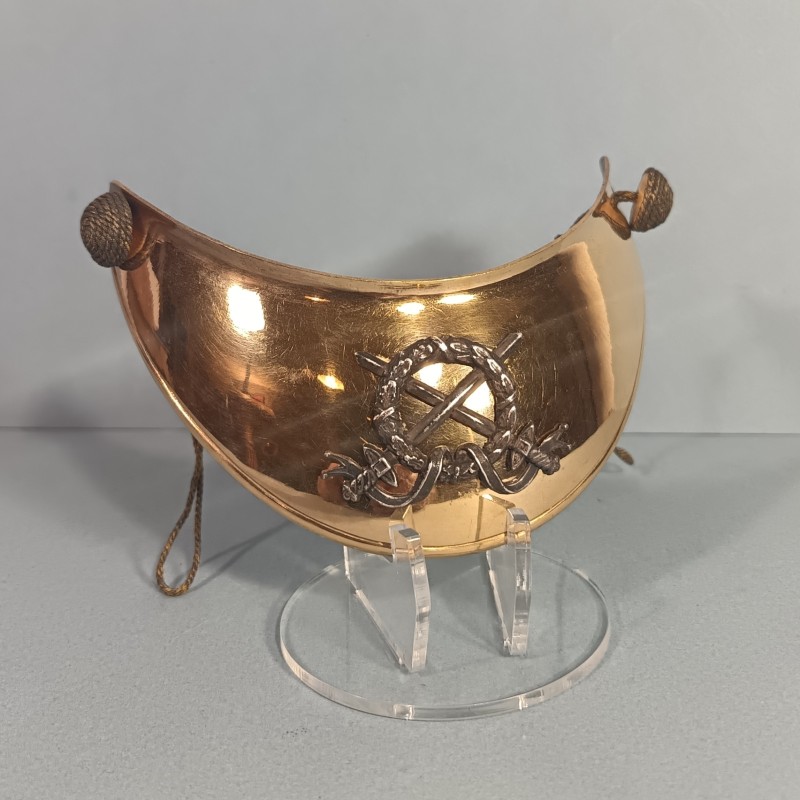 HAUSSE COL OFFICIER D'INFANTERIE TROISIEME REPUBLIQUE MODELE 1872 AVEC SES BOUTONS DE FIXATION