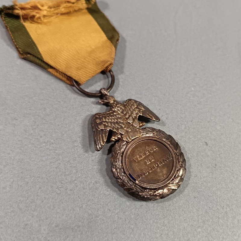 FRANCE MEDAILLE DU MERITE MILITAIRE SECOND TYPE SECOND EMPIRE NAPOLEON III
