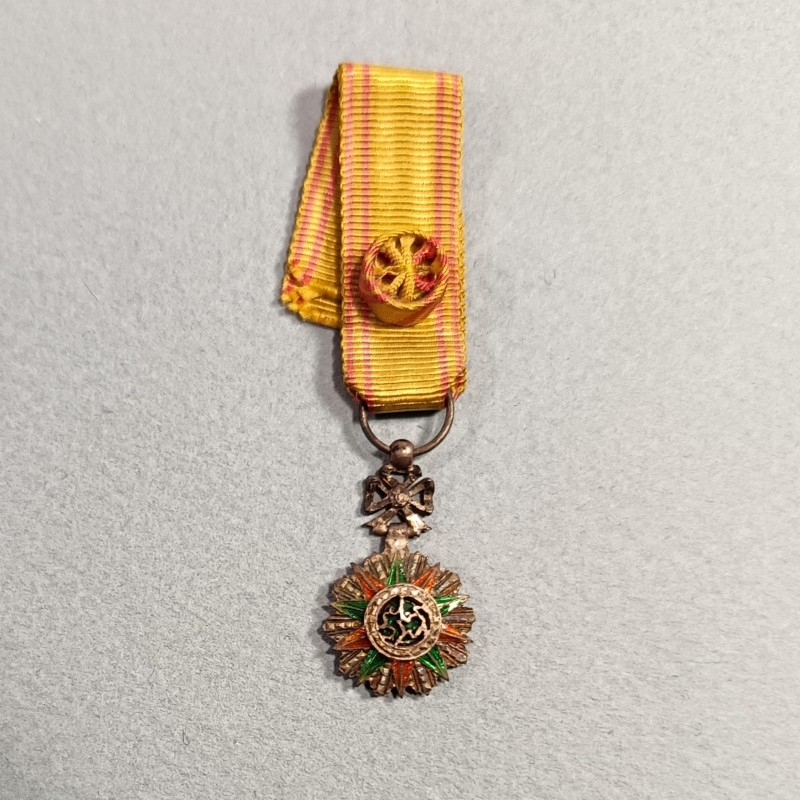 TUNISIE REDUCTION DE LA MEDAILLE D'OFFICIER DE L'ORDRE TUNISIEN DU NICHAN IFTIKHAR MUHAMMAD EL HADI 1902-1906
