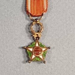 MAROC REDUCTION DE LA MEDAILLE D'OFFICIER DE L'ORDRE DU OUISSAM ALAOUITE WISSAM ORDER OF MOROCCO OFFICER MEDAL
