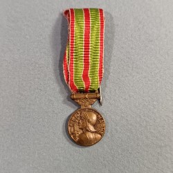 REDUCTION DE LA MEDAILLE DE LA SECONDE GUERRE 1914 1918 COMMEMORATIVE DES COMBATS DE LA MARNE