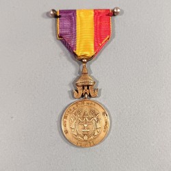 CAMBODGE MEDAILLE DU ROI SISOWATH 1 er EN VERMEIL 1906 1927 KING SISOWATH 1st MEDAL
