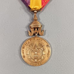 CAMBODGE MEDAILLE DU ROI SISOWATH 1 er EN VERMEIL 1906 1927 KING SISOWATH 1st MEDAL
