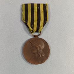 MEDAILLES DES ANCIENS COMBATTANTS GUERRE DE 1870 1871 AUX DEFENSEURS DE LA PATRIE GRAND MODULE