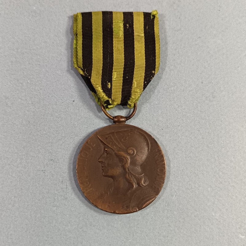 MEDAILLES DES ANCIENS COMBATTANTS GUERRE DE 1870 1871 AUX DEFENSEURS DE LA PATRIE GRAND MODULE