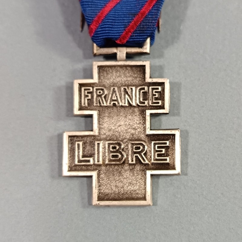 FRANCE MEDAILLE COMMEMORATIVE DES SERVICES VOLONTAIRES DE LA FRANCE LIBRE INSTITUEE DE 1946 A 1958 TAILLE ORDONNANCE