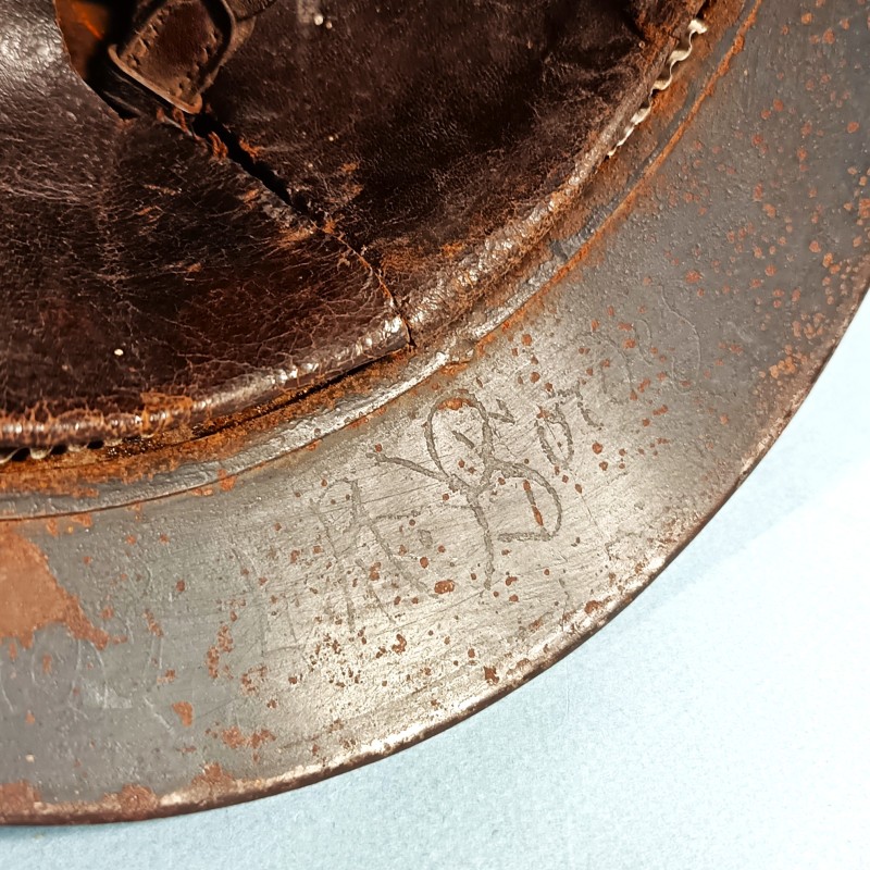 CASQUE ADRIAN MODELE 1915 INFANTERIE CAVALERIE LEGION COMPLET GUERRE 1914-1918 NOMINATIF JUGULAIRE OFFICIER TRESSEE