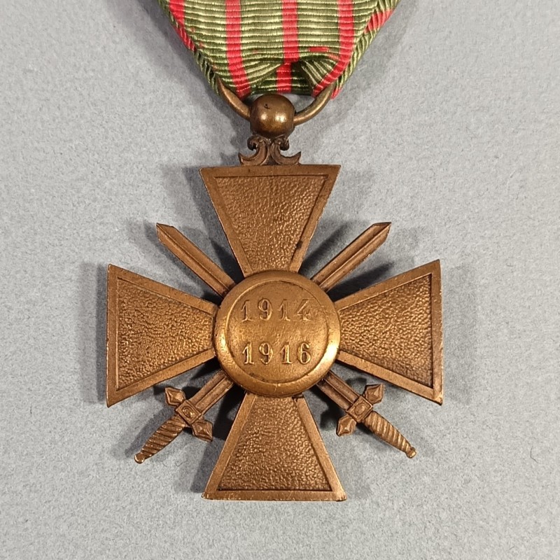 CROIX DE GUERRE 1914-1916 AVEC UNE ETOILE POUR CITATION A L'ORDRE DU REGIMENT WAR CROSS 1914 1918