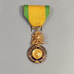 FRANCE MEDAILLE MILITAIRE 5 ème REPUBLIQUE VALEUR ET DISCIPLINE EN ARGENT