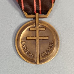 FRANCE MEDAILLE DE LA RESISTANCE RESISTANTS 1939 1945 MODELE DIT HORS METROPOLE