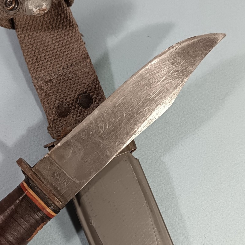 COUTEAU DE GI PAL RH 35 USN MK1 U.S.N. MARK I NAVY SECONDE GUERRE ETUI VICTORY PLASTICS BMCO NORD 6804