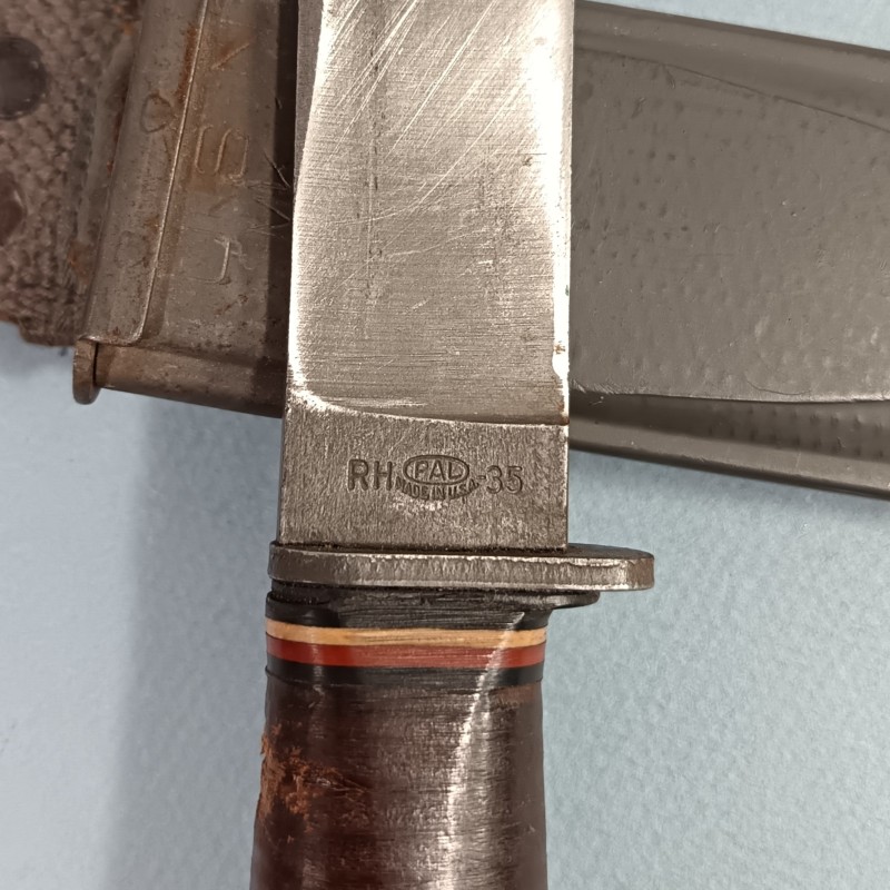 COUTEAU DE GI PAL RH 35 USN MK1 U.S.N. MARK I NAVY SECONDE GUERRE ETUI VICTORY PLASTICS BMCO NORD 6804
