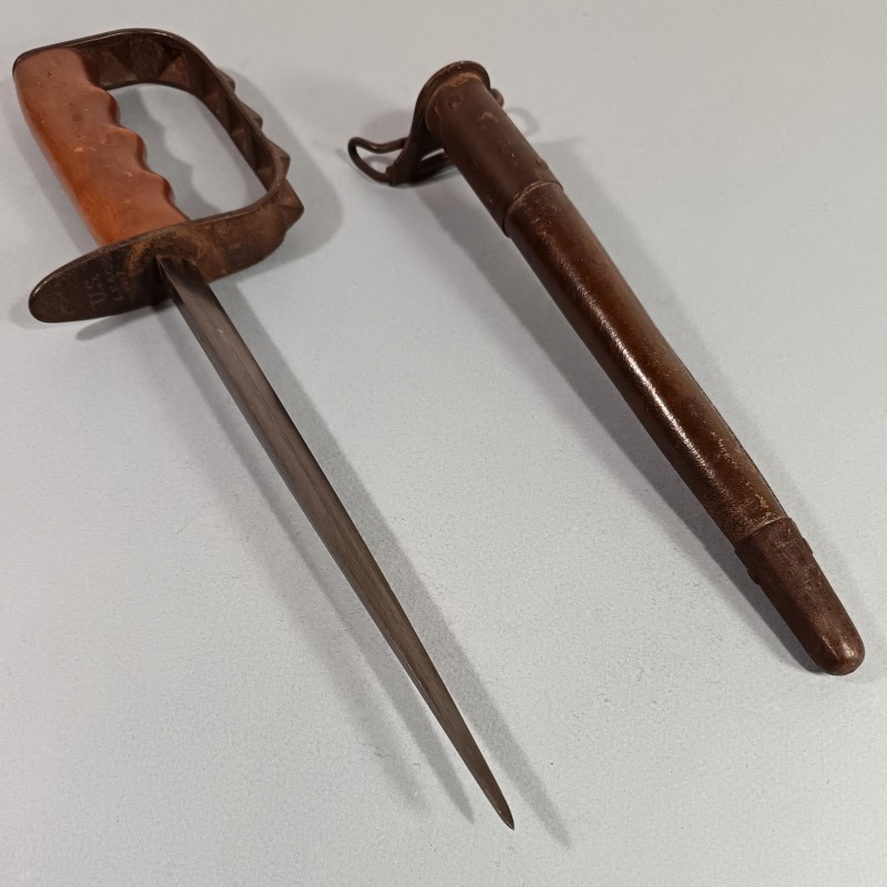 SUPERBE !! COUTEAU DE COMBAT US17 MODELE TRENCH KNIFE FABRICATION L.F. & C. 1917 FIGTH KNIFE WW1 TRES BELLE PATINE