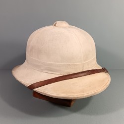 CASQUE COLONIAL EN TOILE BLANCHE ET LIEGE DE TYPE ANGLAIS FABRICATION FRANCAISE OU ANGLAISE MILITAIRE ARMEE DE LIBERATION FNFL