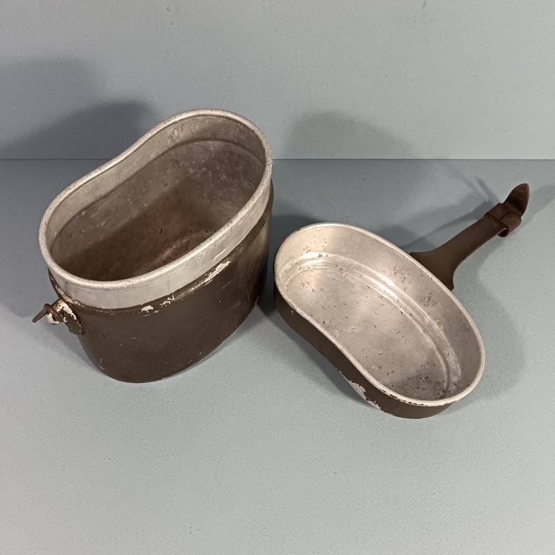 GAMELLE ALLEMANDE COUVERCLE ET GAMELLE DU MEME FABRICANT VDNS 40 DATEE 1940 MILITARIA ALLEMAND WW2