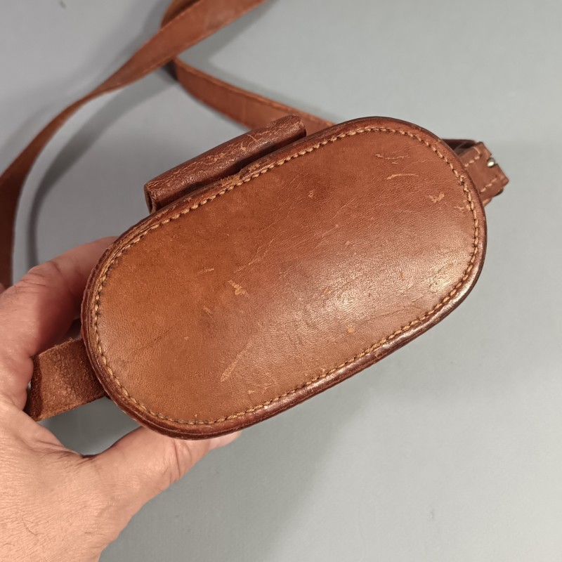 PAIRE DE JUMELLES D'OFFICIER 1914 1918 AVEC SILHOUETTES DE CAVALIER ET DE FANTASSIN MINISTERE DE LA GUERRE HUET & CIE PARIS