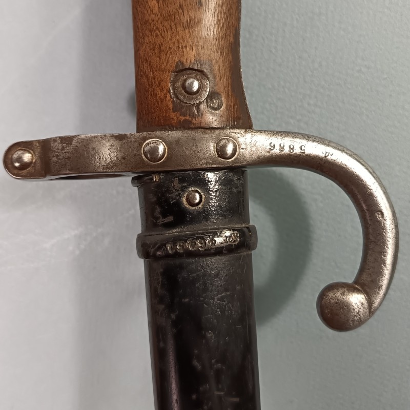 BAIONNETTE DE MARINE POUR FUSIL MODELE 1878 KROPATSCHEK DATE 1879 FOURREAU LAQUE NOIR