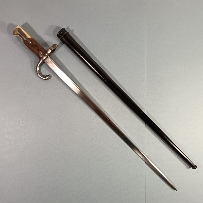 BAIONNETTE DE MARINE POUR FUSIL MODELE 1878 KROPATSCHEK DATE 1879 FOURREAU LAQUE NOIR