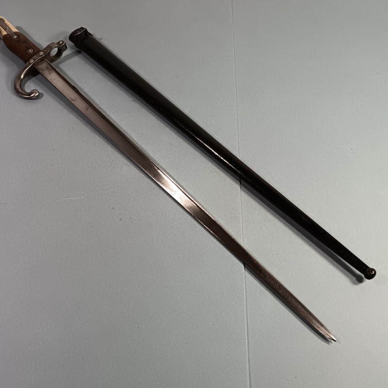 BAIONNETTE DE MARINE POUR FUSIL MODELE 1878 KROPATSCHEK DATE 1879 FOURREAU LAQUE NOIR