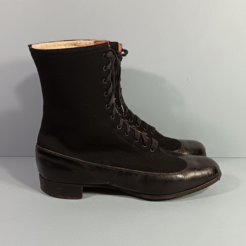 PAIRE DE BOTTINES EN CUIR ET FEUTRE NOIR FOURREES VERS 1900 1914 POUR TENUES D'OFFICIER TAILLE 1940-41