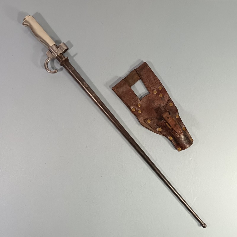 BAIONNETTE LEBEL MODELE 1886 PREMIER TYPE AVEC QUILLON POIGNEE MAILLECHORT "LA ROSALIE" GUERRE 1914 1918