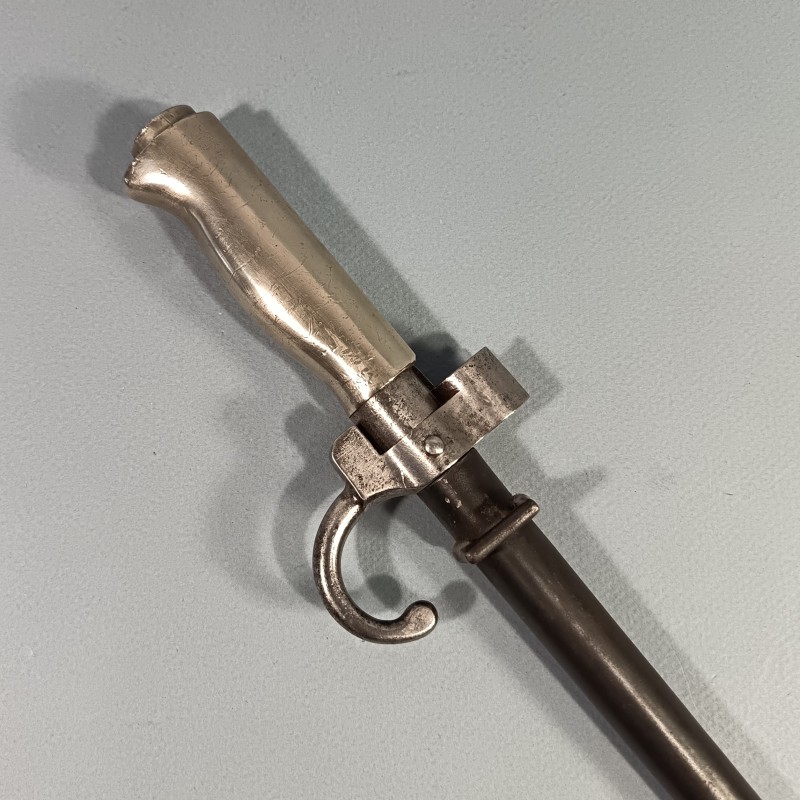 BAIONNETTE LEBEL MODELE 1886 PREMIER TYPE AVEC QUILLON POIGNEE MAILLECHORT "LA ROSALIE" GUERRE 1914 1918 AVEC SON CUIR