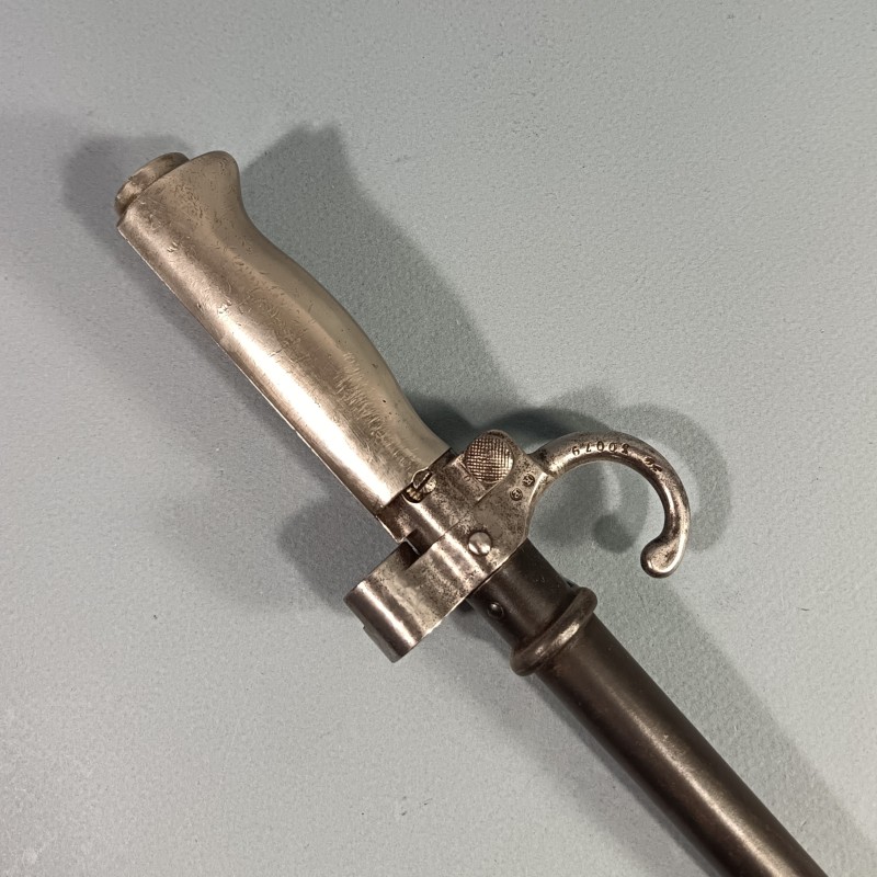 BAIONNETTE LEBEL MODELE 1886 PREMIER TYPE AVEC QUILLON POIGNEE MAILLECHORT "LA ROSALIE" GUERRE 1914 1918 AVEC SON CUIR