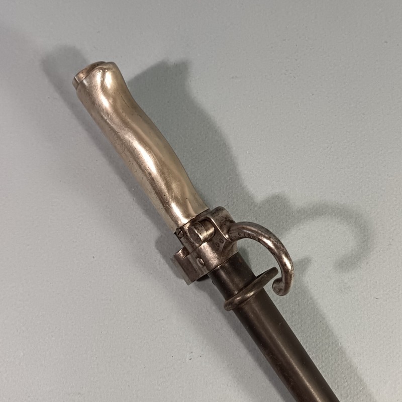 BAIONNETTE LEBEL MODELE 1886 PREMIER TYPE AVEC QUILLON POIGNEE MAILLECHORT "LA ROSALIE" GUERRE 1914 1918 AVEC SON CUIR