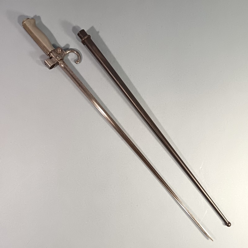BAIONNETTE LEBEL MODELE 1886 PREMIER TYPE AVEC QUILLON POIGNEE MAILLECHORT "LA ROSALIE" GUERRE 1914 1918 AVEC SON CUIR