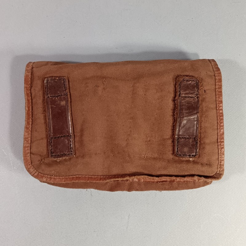 LANTERNE PLIANTE AVEC SA HOUSSE LAMPE DE TYPE MONJARDET EQUIPEMENT INDIVIDUELLE DU SOLDAT GUERRE 1914 1918