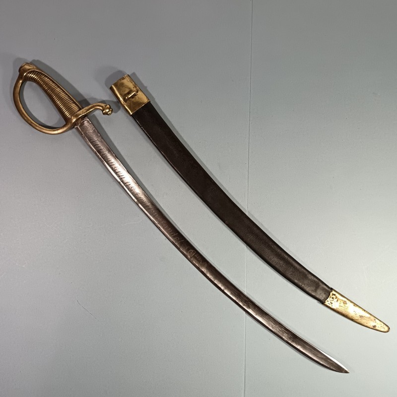 SABRE BRIQUET INFANTERIE MODELE AN IX PREMIER EMPIRE GARDE BOUTET ET LAME AVEC DEVISE EN NORVEGIEN AVEC SON FOURREAU