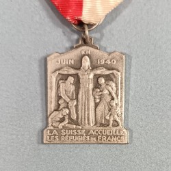 SUISSE MEDAILLE COMMEMORATIVE DE JUIN 1940 LA SUISSE ACCUEILLE LES REFUGIES DE FRANCE 1940 - 1941 CROIX ROUGE