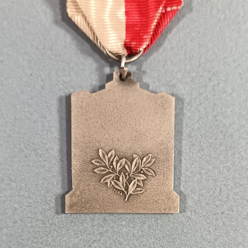 SUISSE MEDAILLE COMMEMORATIVE DE JUIN 1940 LA SUISSE ACCUEILLE LES REFUGIES DE FRANCE 1940 - 1941 CROIX ROUGE