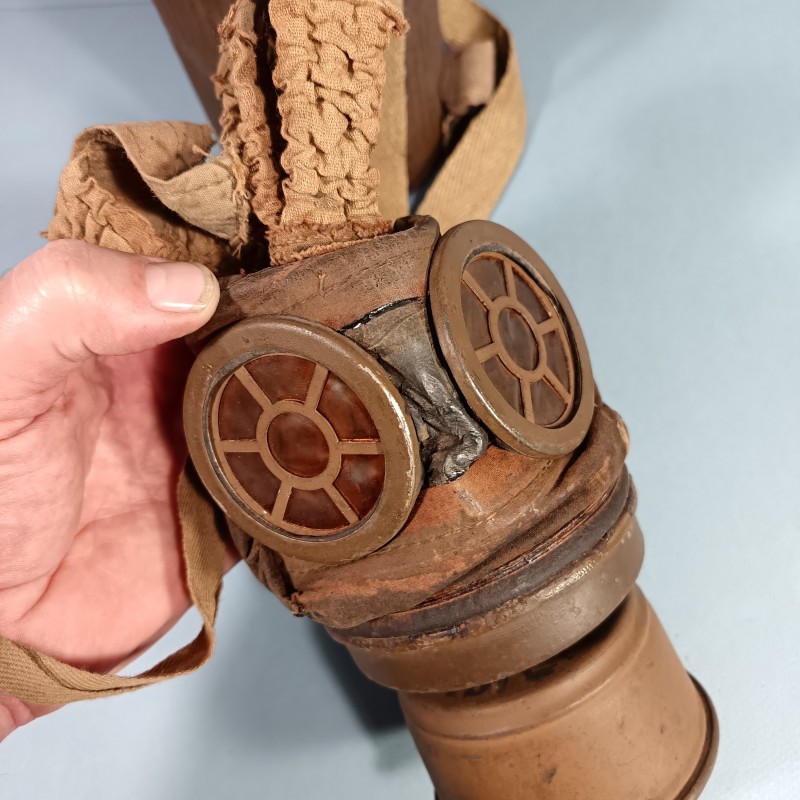 MASQUE A GAZ ARS 1917 ARS17 MASQUE ET BOITIER DATES DES ANNEES 1925-28 APAREIL RESPIRATOIRE SPECIAL