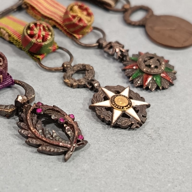 FRANCE CHAINETTE OU BARRETTE DE 4 REDUCTIONS PALMES ACADEMIQUES MERITE AGRICOLE NICHAN IFTIKHAR SECOURS MUTUELS