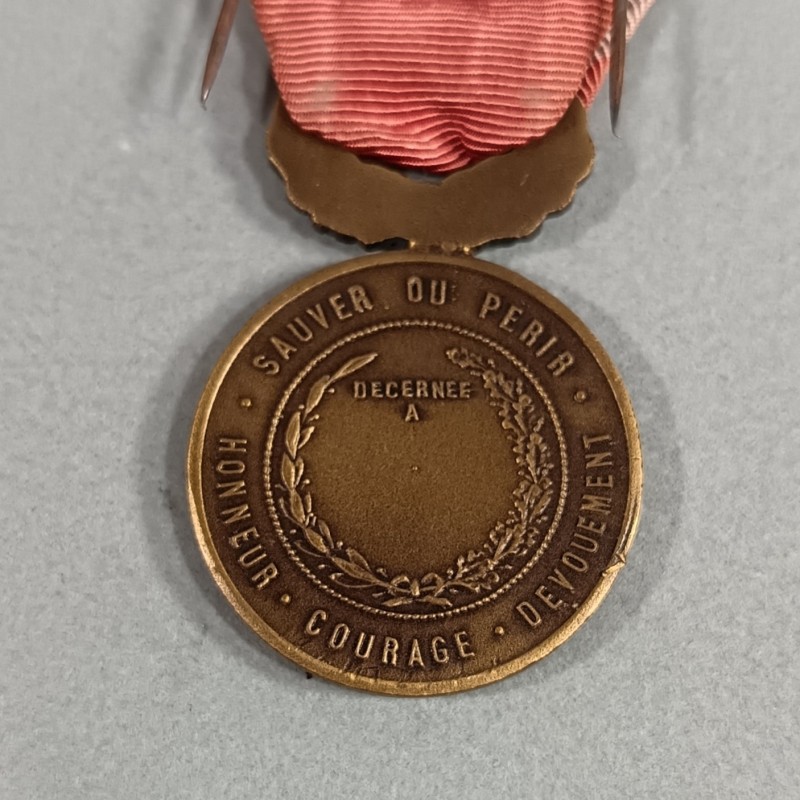 MEDAILLE DE SAUVETAGE COMITE LYONNAIS F.N.S. SAUVETEUR  SAUVER OU PERIR HONNEUR COURAGE DEVOUEMENT