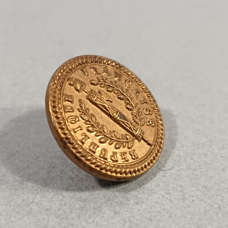 BOUTON ARMEE REVOLUTIONNAIRE MODELE 1790 1792 PETIT MODULE DIAMETRE 1.7 cm REVOLUTION FRANCAISE