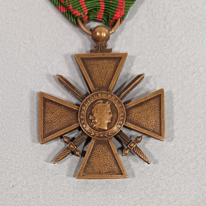 FRANCE CROIX DE GUERRE 1914-1915 AVEC DEUX PALMES POUR CITATIONS A L'ARMEE FRENCH WAR CROSS 1914 1918 ATTACHE A BOULES