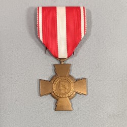 FRANCE MEDAILLE CROIX DE LA VALEUR MILITAIRE AVEC DEUX CITATIONS FRENCH CROSS FOR MILITARY VALOR