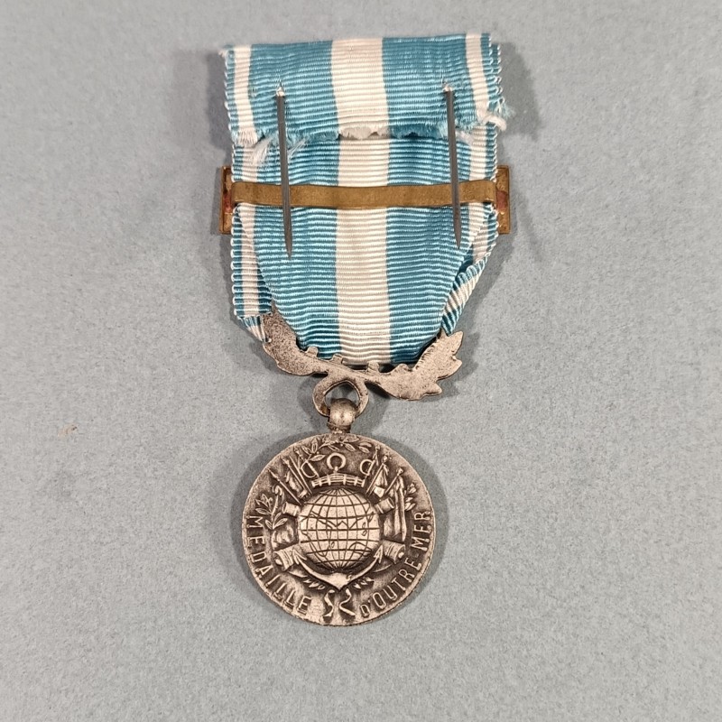FRANCE MEDAILLE D'OUTRE MER AVEC BARRETTE ZAIRE FABRICATION PRIVEE PRECOCE BARRETTE ET MEDAILLE DELANDE EN BOITE