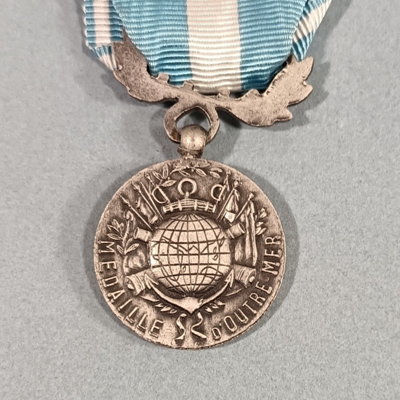 FRANCE MEDAILLE D'OUTRE MER AVEC BARRETTE ZAIRE FABRICATION PRIVEE PRECOCE BARRETTE ET MEDAILLE DELANDE EN BOITE