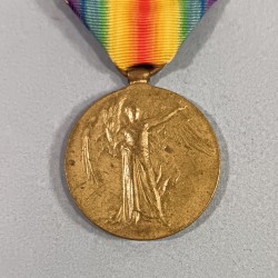 MEDAILLE INTERALLIEE DE LA VICTOIRE DE LA GRANDE GUERRE 1914-1918 MODELE ANGLAIS ATTRIBUE S-23519 PTE. A.S.BROWN.GORDONS.