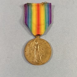 MEDAILLE INTERALLIEE DE LA VICTOIRE DE LA GRANDE GUERRE 1914-1918 MODELE ANGLAIS ATTRIBUE S-23519 PTE. A.S.BROWN.GORDONS.