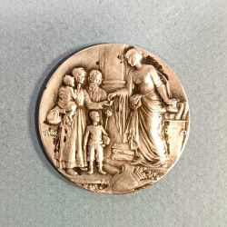 MEDAILLE EN ARGENT DE L'ORPHELINAT MUTUALISTE DE LA POLICE ATTRIBUEE EN 1939