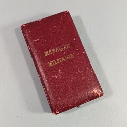 FRANCE ORDRE DE LA MEDAILLE MILITAIRE 3 ème REPUBLIQUE 1870 VALEUR ET DISCIPLINE EN ARGENT DANS SA BOITE