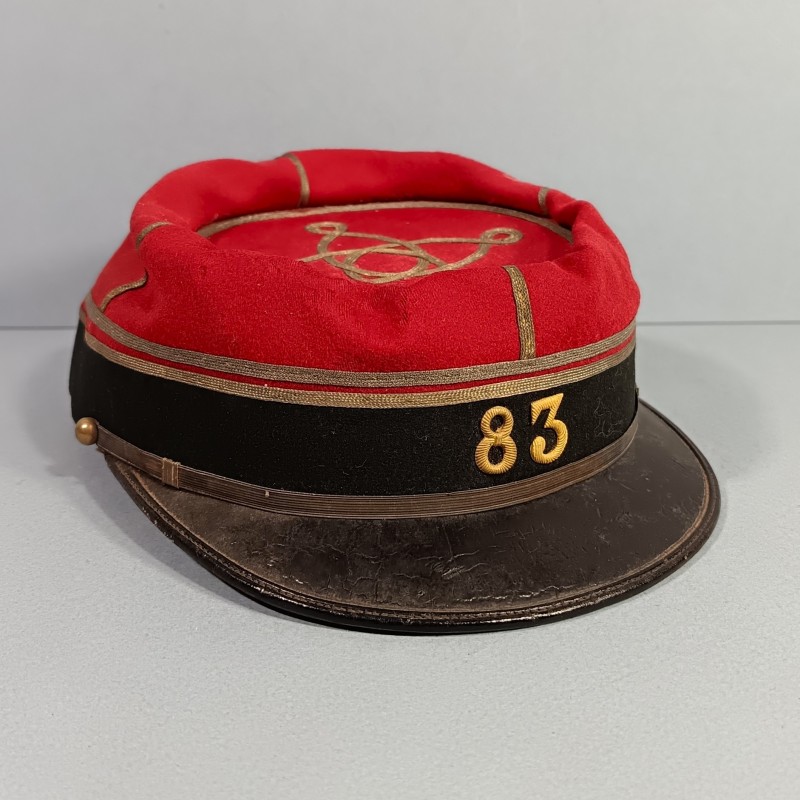 KEPI DE LIEUTENANT DU 83 ème REGIMENT D'INFANTERIE DE LIGNE MODELE 1872 DEBUT TROISIEME REPUBLIQUE