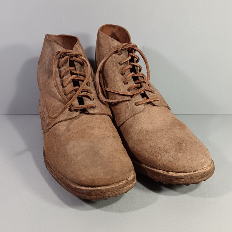 BRODEQUINS CHAUSSURES MILITAIRE EN CUIR MODELE 1917 TOUTES ARMES DATEES 1951 GRANDE TAILLE 29/4 43/44