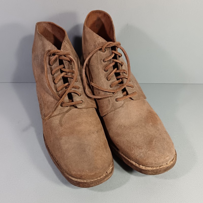 BRODEQUINS CHAUSSURES MILITAIRE EN CUIR MODELE 1917 TOUTES ARMES DATEES 1951 GRANDE TAILLE 29/4 43/44