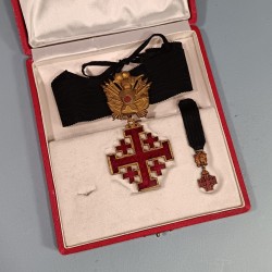 ITALIE VATICAN MEDAILLE ET SA REDUCTION DE COMMANDEUR DE L'ORDRE DU SAINT SEPULCRE DE JERUSALEM EN COFFRET