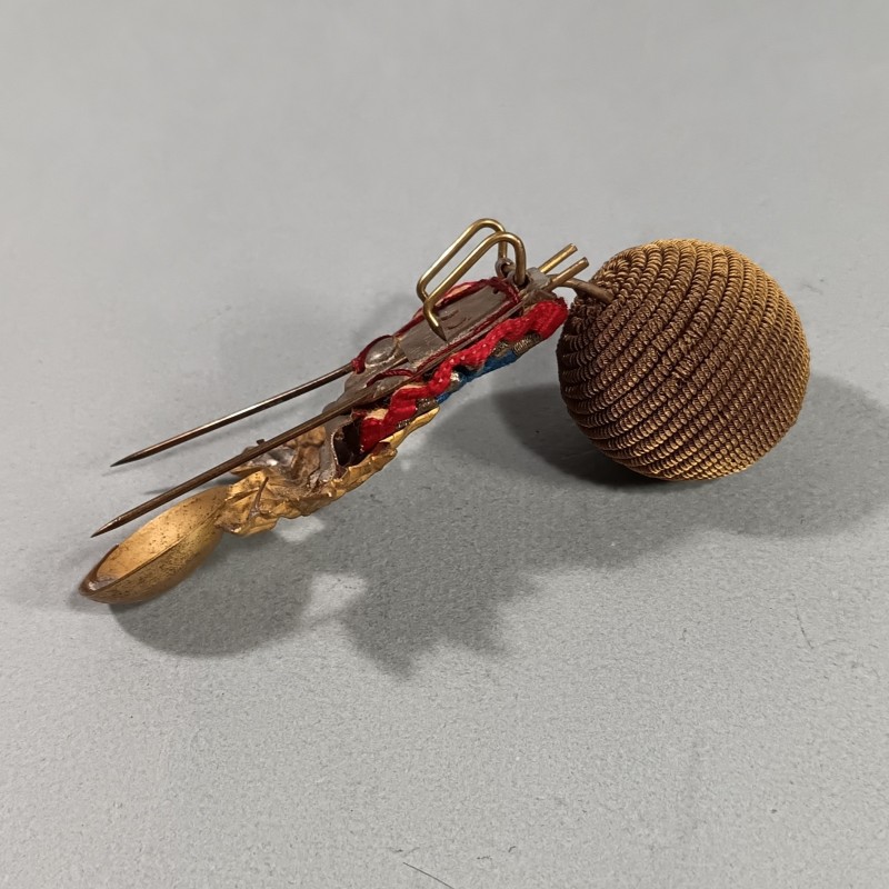 ATTRIBUT OU INSIGNE ET POMPON DE KEPI D'OFFICIERS MODELE 1886 OFFICIER D'INFANTERIE ET LEGION ETRANGERE LIEUTENANT CAPITAINE